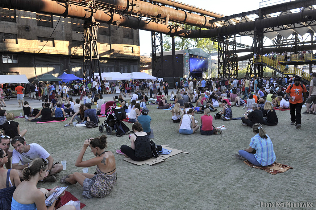 Na Colours of Ostrava 2014 sa bude básniť – pri guerilla poetringu a na novej Poetickej scéne